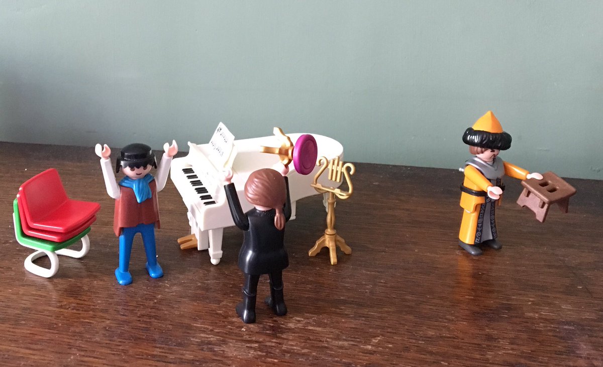 TheOperaLass's tweet photo. Th Mongolian Director eschews the authentic prop piano stool for something a bit more Ikea! The Rep will be sitting pretty now! https://t.co/gpThTlOrVr
