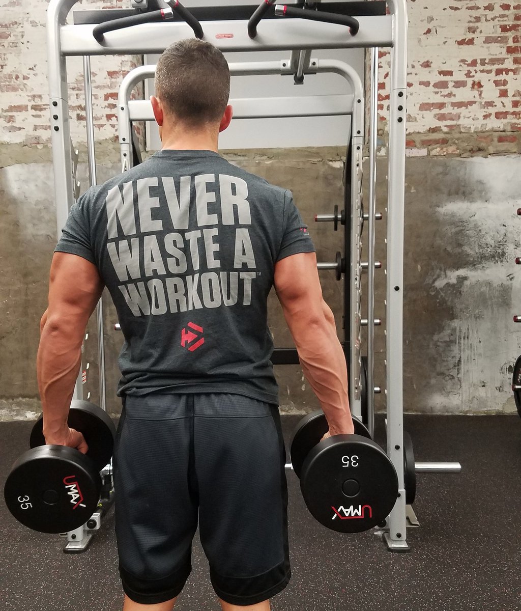JimReadFitness's tweet photo. Feeling that @dymatize pre w.o pump tonight!!! #longlivecottoncandy @Bodybuildingcom https://t.co/UbRfrEOFCW
