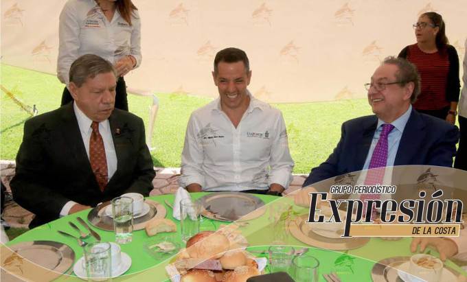 ExpresionCosta's tweet photo. New post (Promueve Murat acciones contra la violencia a periodistas) has been published on Expresión de la Costa - https://t.co/iShXkA5onK https://t.co/acXLqKdOIZ