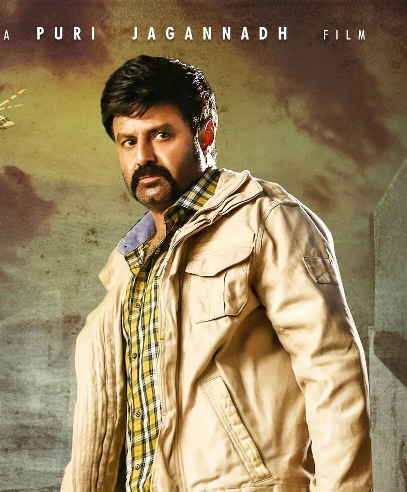 Gopi_Krishna99's tweet photo. #NBK101FirstLook 
#JaiLavakusaFirstLook 
#Nandamuri😎😎😎 https://t.co/XjgxBIJqPU