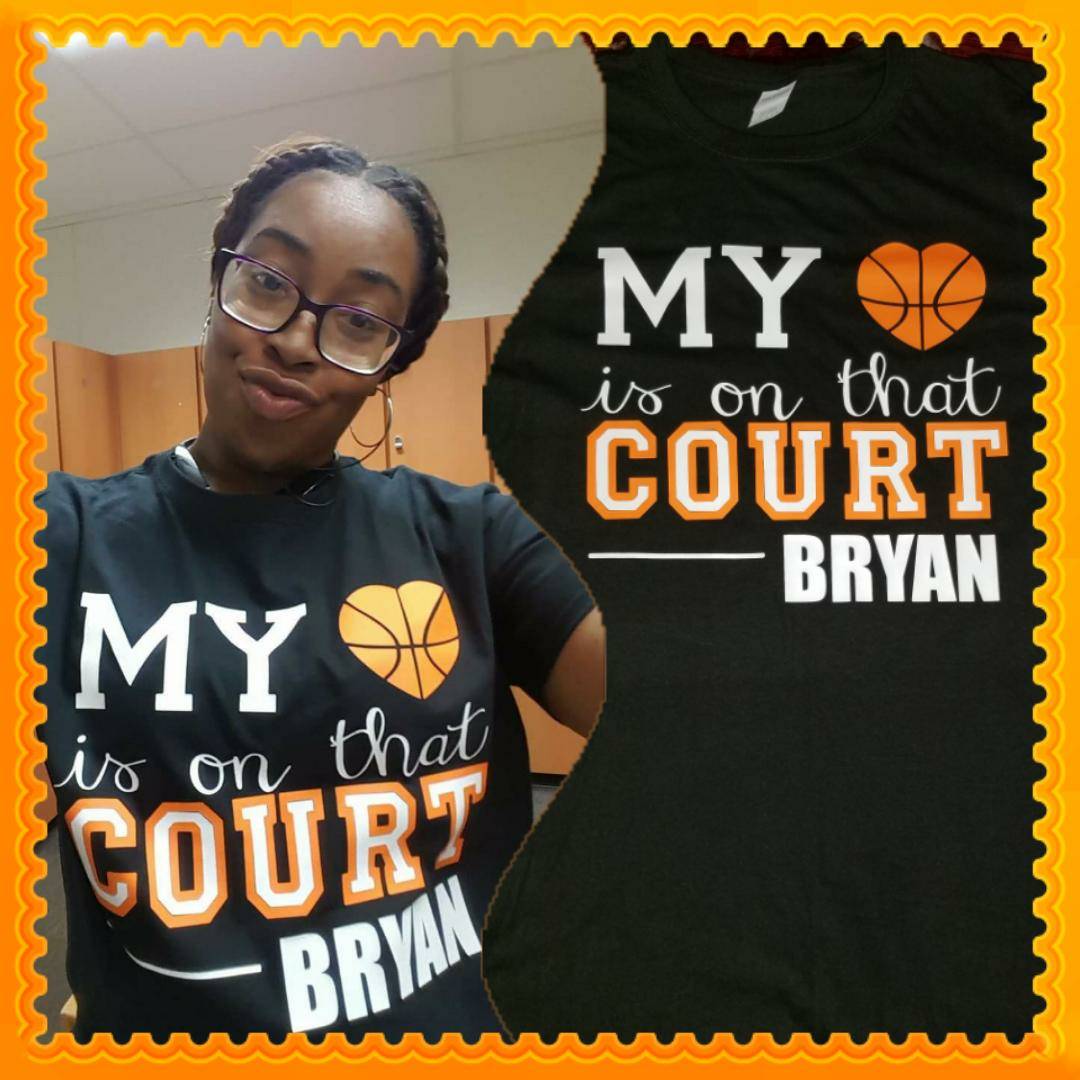 brittimPRESSion's tweet photo. It's your heart on the court, field, diamond, ext? Well LET'S GET A "W". Show your team spirit with new apparel. We arr ready to dress YOU! https://t.co/wGGxgahyyO