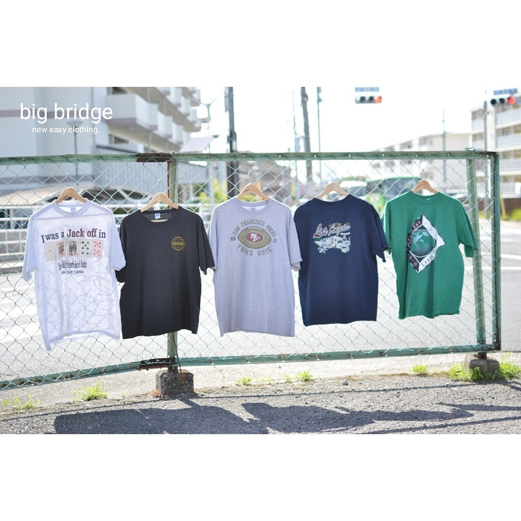 takuo0084's tweet photo. used official tee入荷!!
種類あるうちにチェックしにきてくださいねー★
ビッグブリッヂopenでーす🙇
#officialtee #madeinusa #losangeles #california #EARTHDAY #used #80s #90s https://t.co/fmBeReFCXn