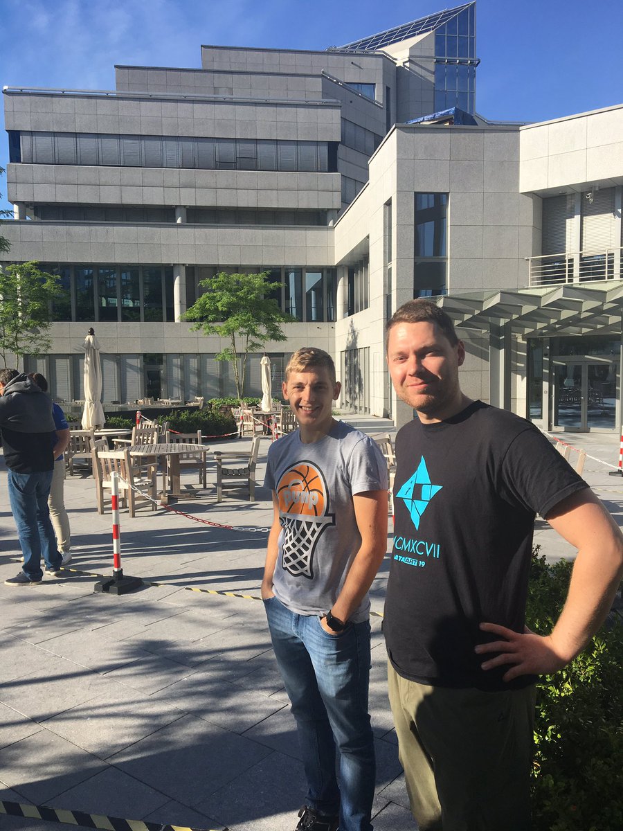 Quantstore tweet media