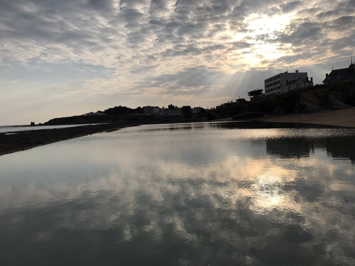 patricebegay's tweet photo. La France est une Californie qui s'ignore. Horizon radieux avec la @LaFrenchTech, la @LaFrenchFab, la   #frenchtouch . L'aventure c'est la🇫🇷 https://t.co/5x2LpCNtlr