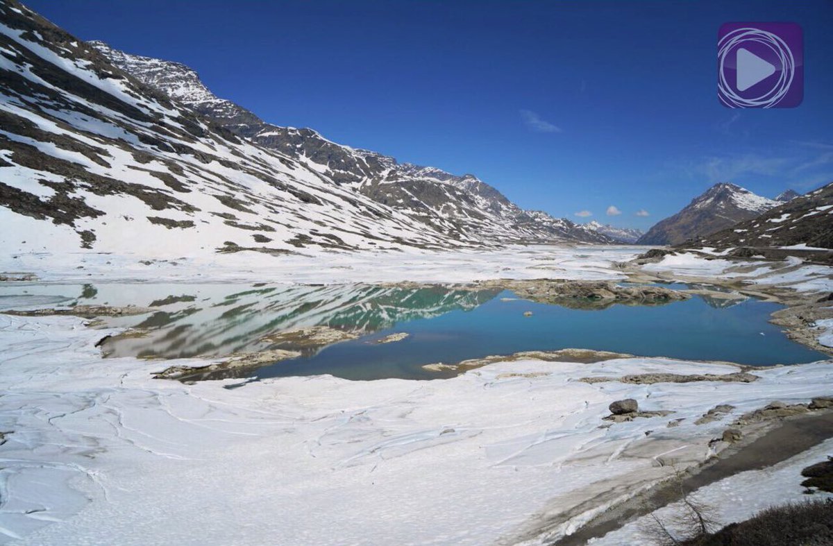 EBCDigitalNest's tweet photo. The Bernina Express is one of the best ways to explore the Swiss Alps when traveling from Switzerland to Italy 🚞 ... #ebcdn #wanderlust https://t.co/wNUx2qdi4X