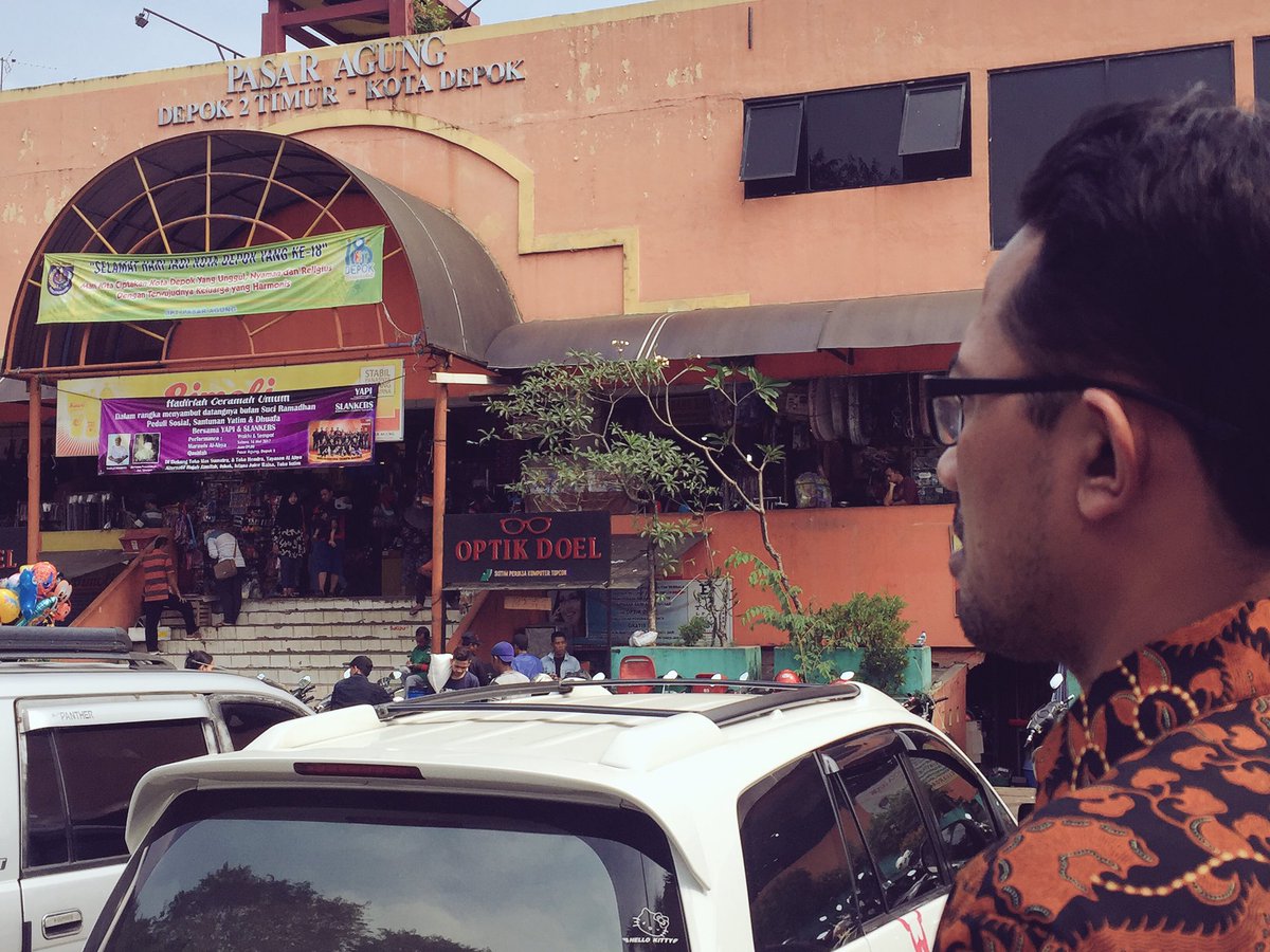 ReySarijowan's tweet photo. Lestarikan Pasar Tradisional, #SavePasarTradisional https://t.co/0EijfpNzc5