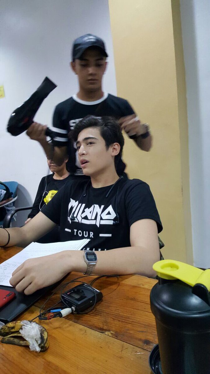 OFCMarcoCGallo's tweet photo. Earlier pic of @itsmeMarcoG 

#LovingInTandem https://t.co/hjewbh65ug