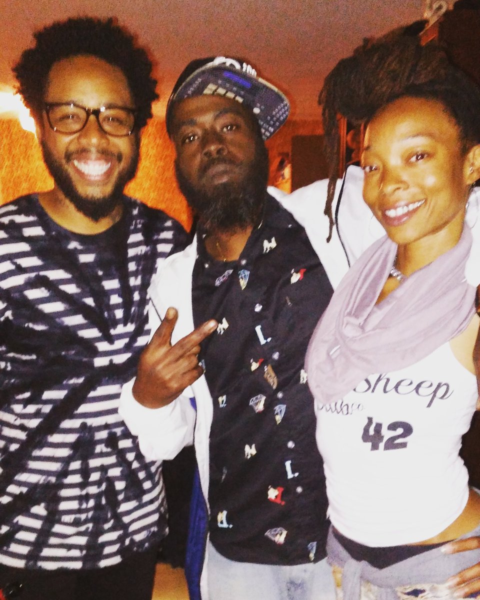 Franknitt's tweet photo. Thx to @botni_applebum i ended up on the set of my brother @terracemartin & #thepolyseeds video. S/o to @illcamille #Problem #badlucc https://t.co/e8P65LLdAw