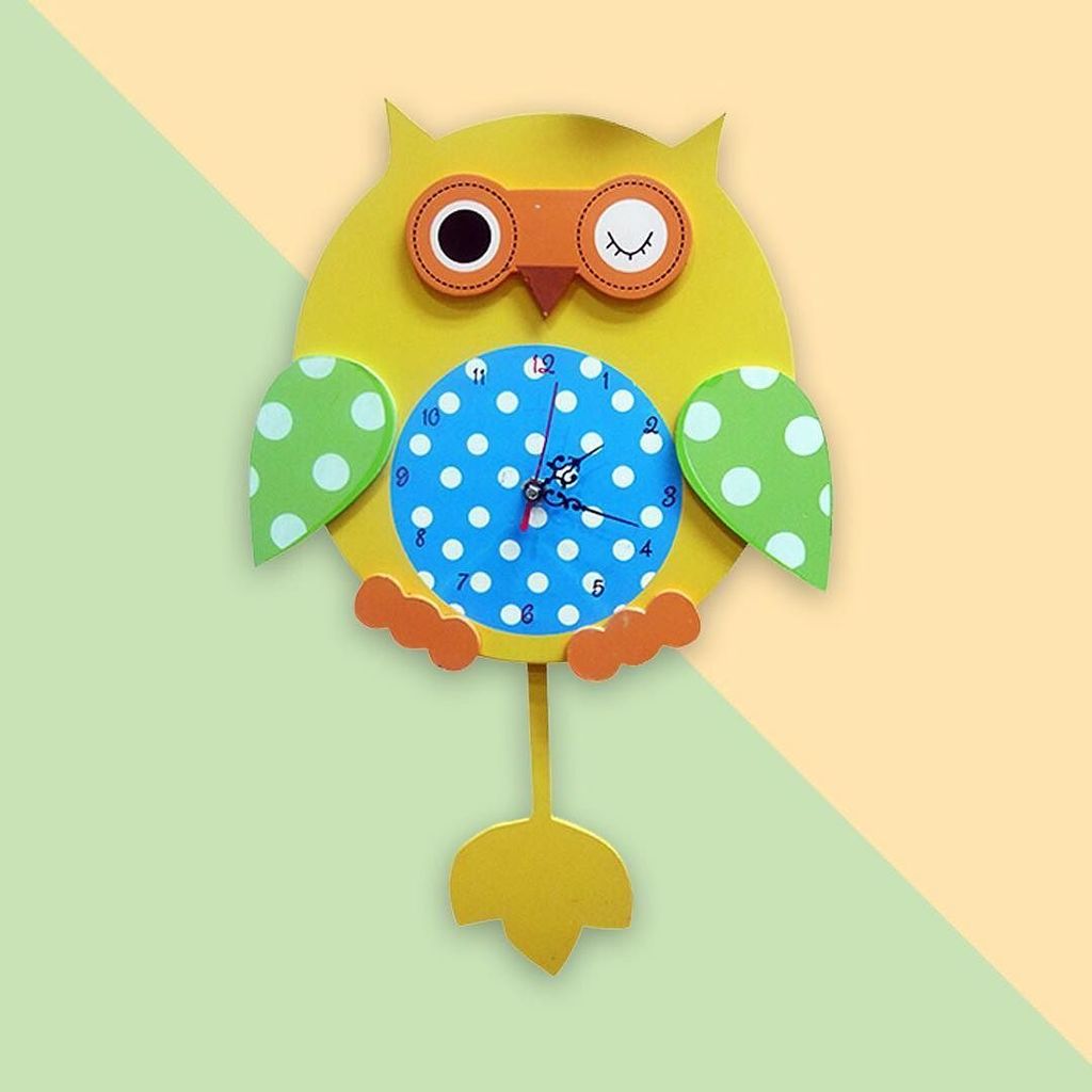 Charncollgifts's tweet photo. Cuckcoo, says the wooden owl. This adorable owl tells the time and looks cute at the same time. Place it in your l… https://t.co/L07CiLhjOI https://t.co/lrWMU169Uk