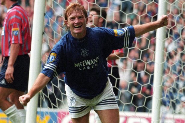 Happy birthday to Stuart McCall. Here\s a video of him drunk and falling off a car 