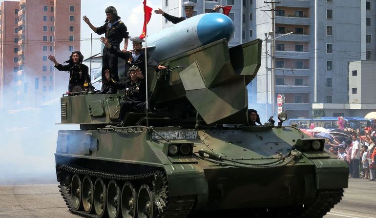 Defence24pl's tweet photo. Korea Północna: udana próba pocisków klasy ziemia-woda #korea #KN01 #geopolityka  | @Defence24pl
https://t.co/pp33a6Hkpj https://t.co/N552AuvF3V