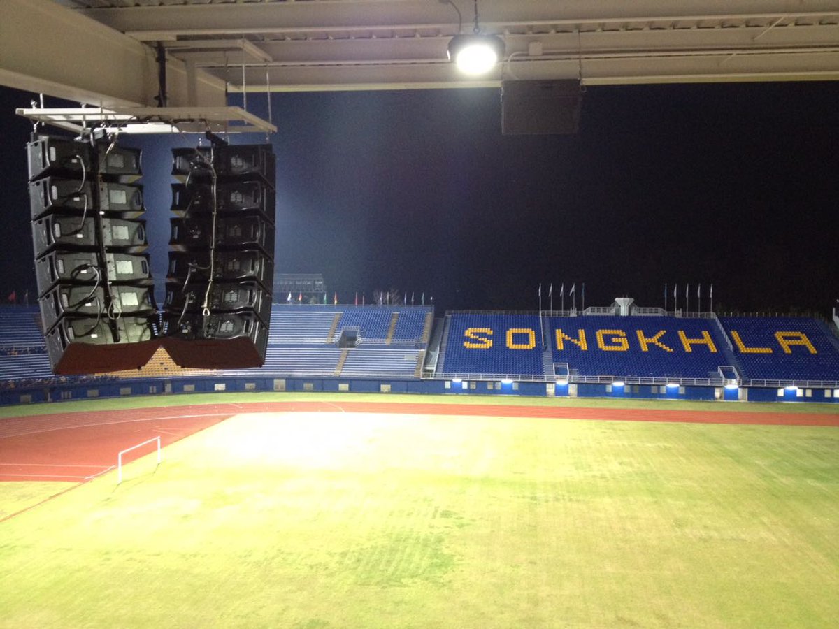 AxiomProAudio's tweet image. AX2010P line array plus ED series point source for Songkhla Stadium Thailand - great sound!