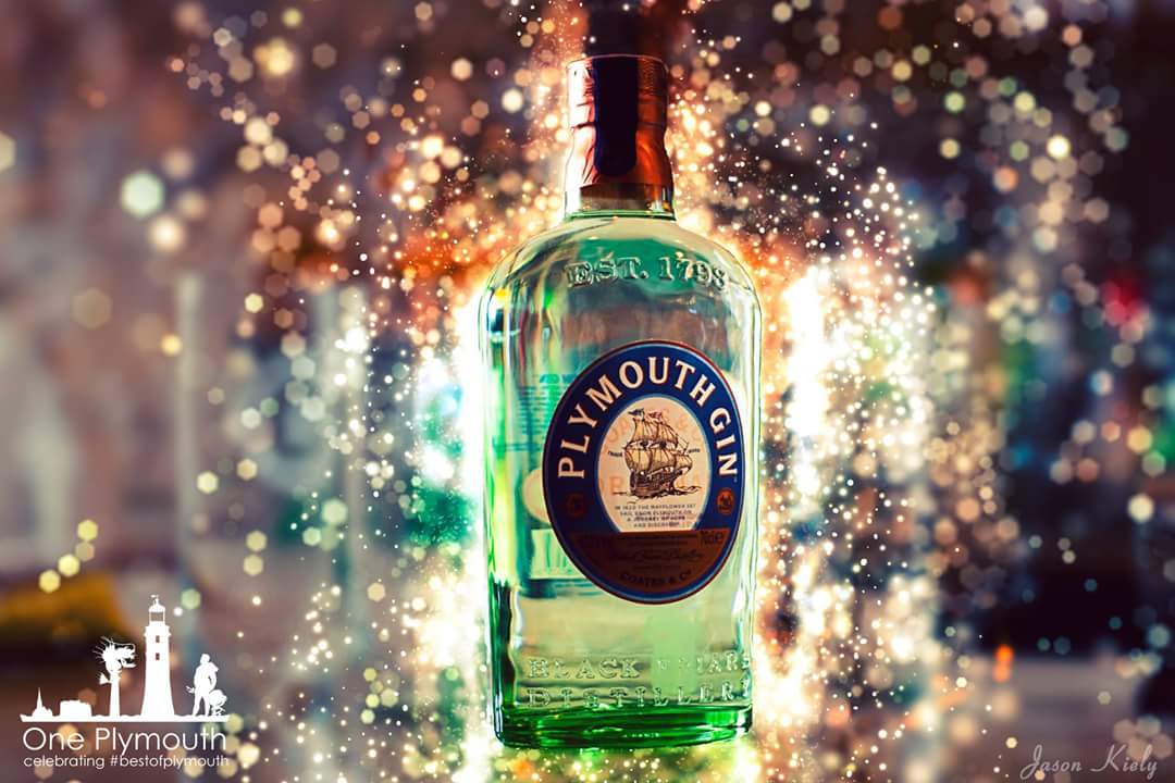 It's World Gin Day today and what better way to celebrate than with one of the finest #PlymouthGin. Retweet if you agree. #BestOfPlymouth