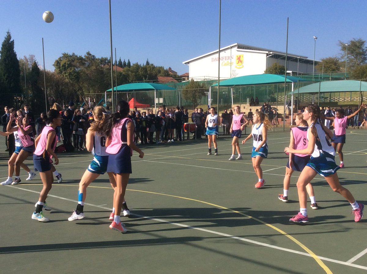 Full time in the 1st Team Netball game. <a href="/beaulieucollege/">Beaulieu College</a> 34-21 <a href="/DainfernCollege/">Dainfern College</a>. Well done Beaulieu! #bcderbys17