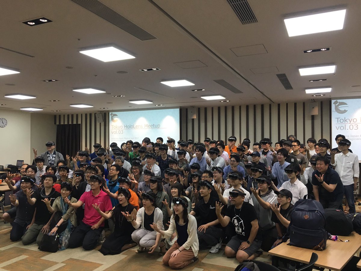 ayatokura's tweet photo. WE ARE ホロレンジャー!
ミンナ最高!!!
#HoloLens #TMCN #TokyoHoloLensMeetup #Tokyo #Japan #HoloLensJP https://t.co/Xlcl6et2zJ