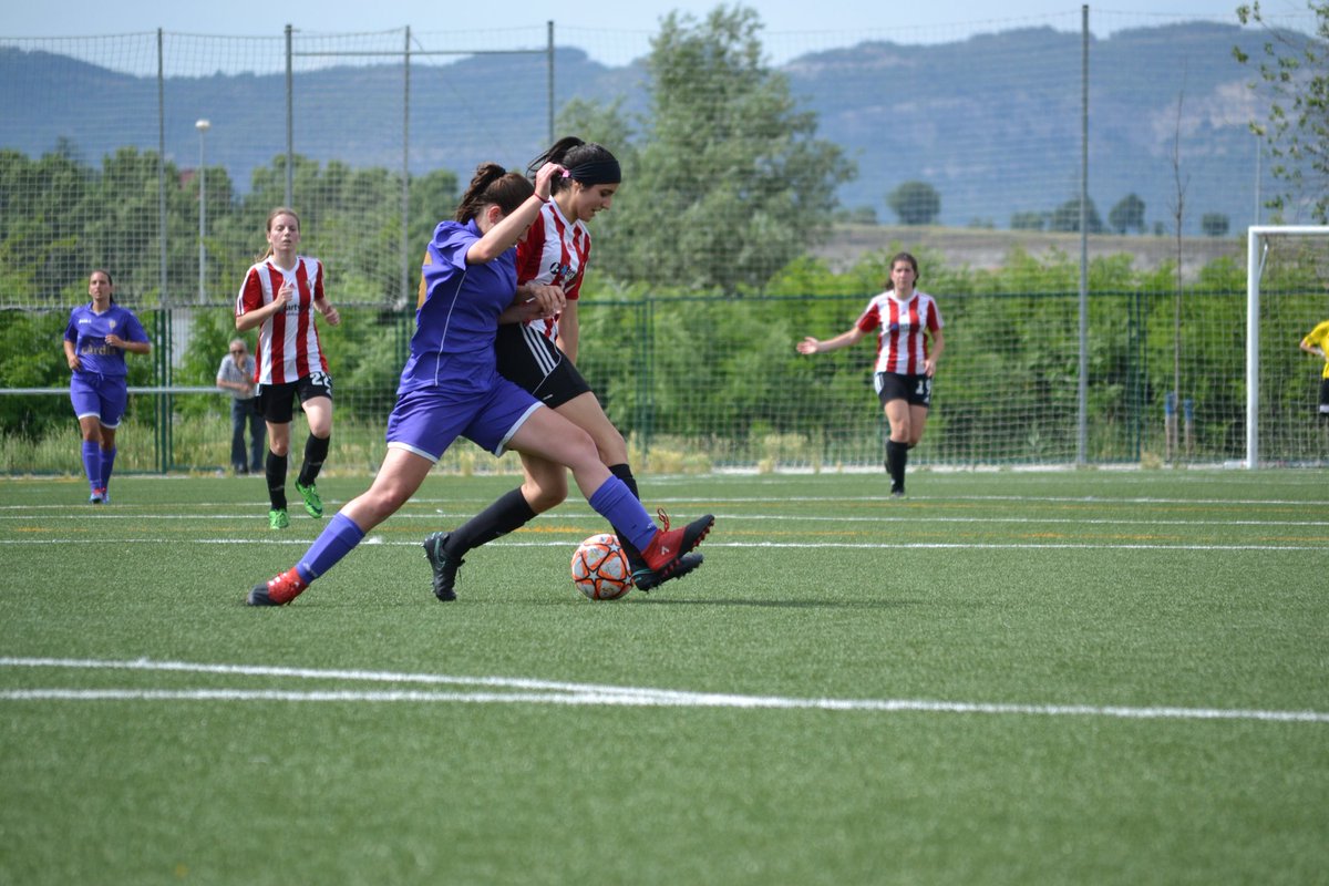 regionalfutbol's tweet photo. [VOTACIONES]
Para votar a Núria Sala (@VicRiuprimer):
- Facebook: "Me gusta" a tu favorito.
- Twitter: Elegir en la encuesta. 
#TrofeoRF https://t.co/LeUcTfwNIA