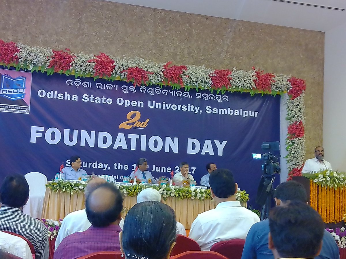 SameerKumarBhoi's tweet image. Guest on 2nd #FoundationDay #OSOU #Sambalpur at Hotel #GrandSiva