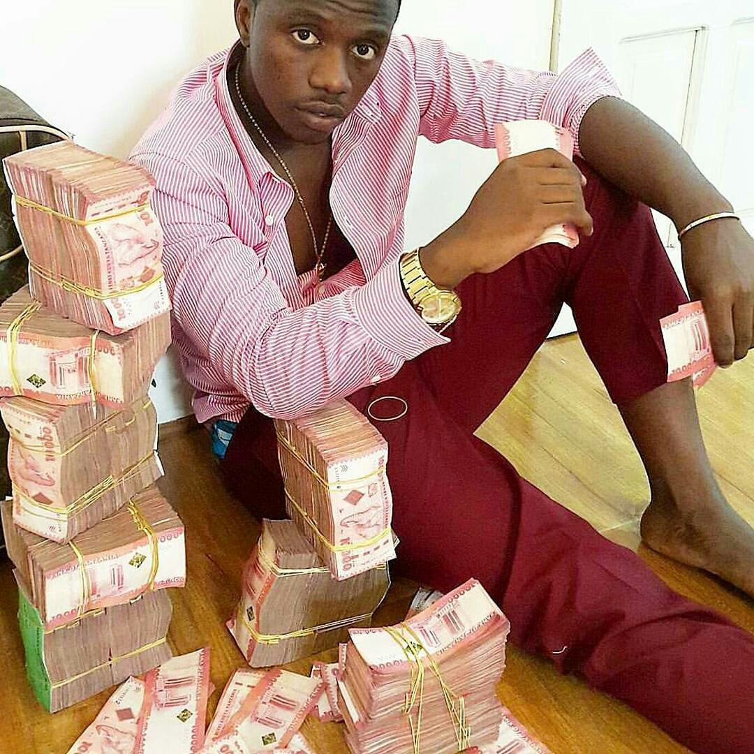 iamdeelion's tweet photo. I Vote for @rayvanny as international viewers choice award on @betawards  #IPickRayVanny @bet_intl https://t.co/AnrLhQ7MT8