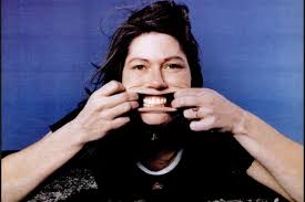 Happy Birthday Kim Deal 

Pixies - Gigantic 

 