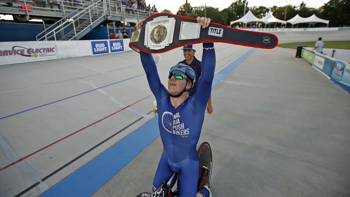 TheRotherhams's tweet photo. And the new, elimination champion, OF THE WORLD (series of bicycling @thevelodrome) Thomas THE BULL Rotherham! @TomRCycling🥊📸: @phojoknight https://t.co/ODMaborSxr