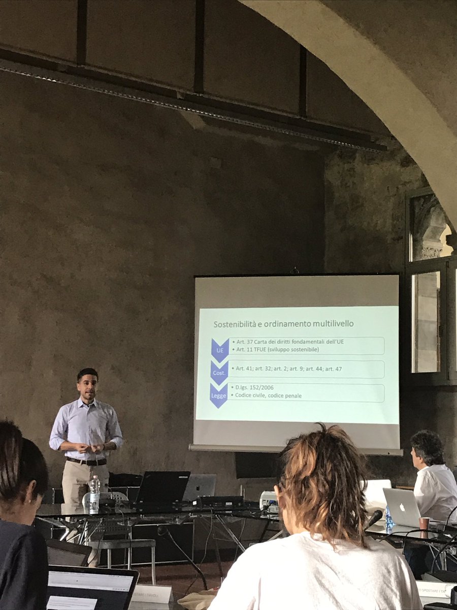 MargheRoi's tweet photo. .@PaoloTomassetti "il #contratto di #lavoro è un contratto ecologico" | oggi @UniBergamo #FPML2017 https://t.co/51w9oOW8uK