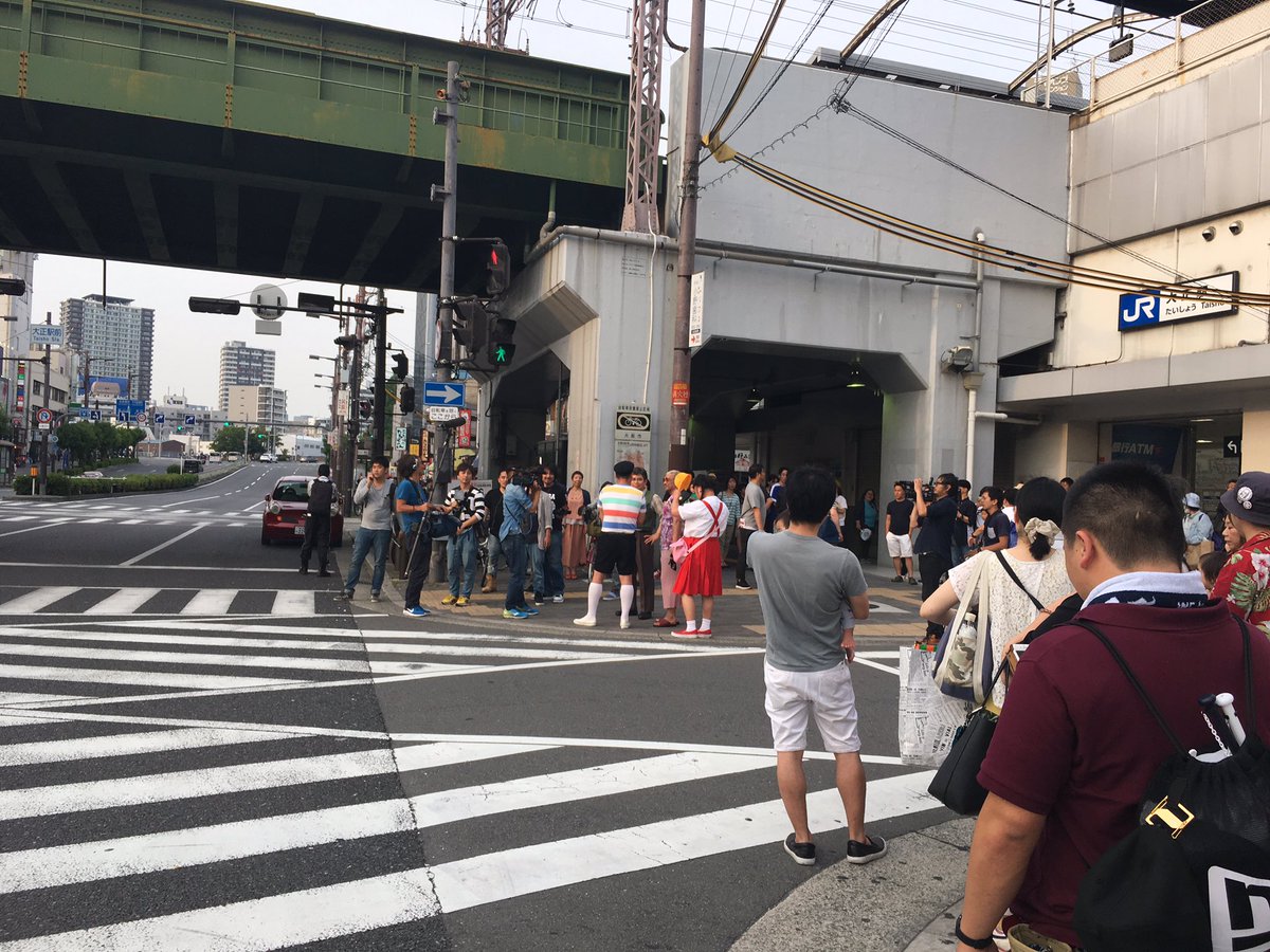 taiju12345's tweet photo. やばーー！
大正駅に、宮迫と、まっちゃんとか、えー、ばりすげぇ！爆笑
やじうまやばい！笑笑
なんで大正？
まじすげぇ。笑笑 https://t.co/tP7Lb4dsFP