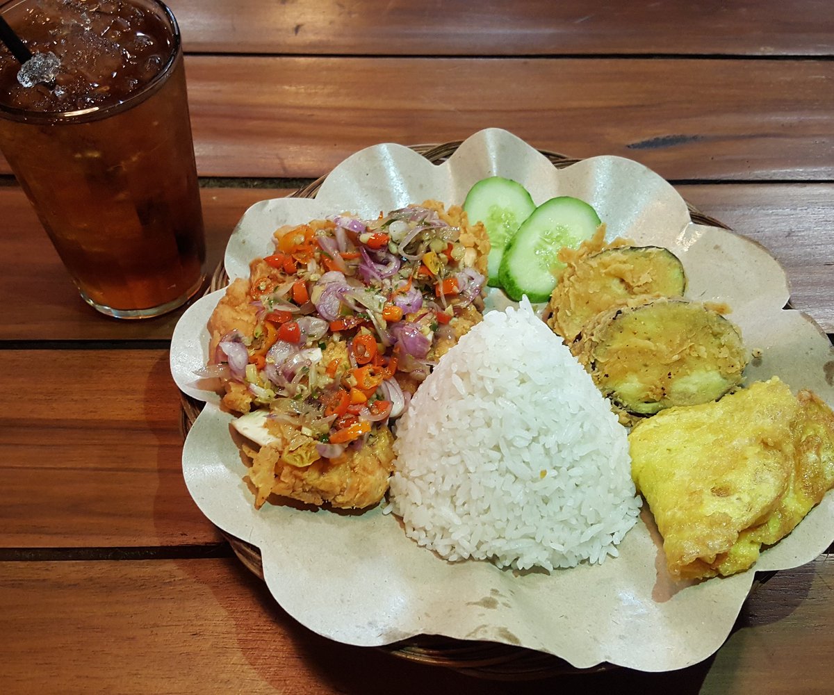 Kedai Ling-Ling tweet media