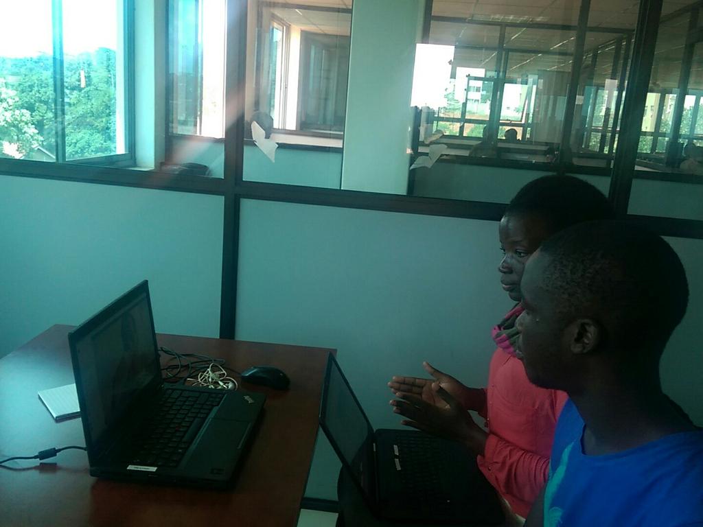 ivan_upsons's tweet image. #datalabug team eagle  2minute pitch