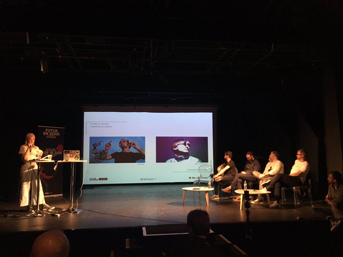 "Future of fashion" by Noèmie Balmat on stage @futur_en_seine #creativetechtank #FENS2017 #ctt #technology #fashion