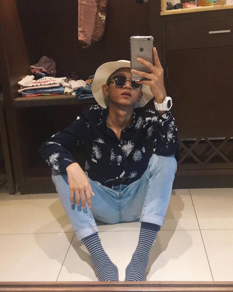 matsuwabe2's tweet photo. Tapos na summer feels like 💔😂 https://t.co/m7uPhT2dM3