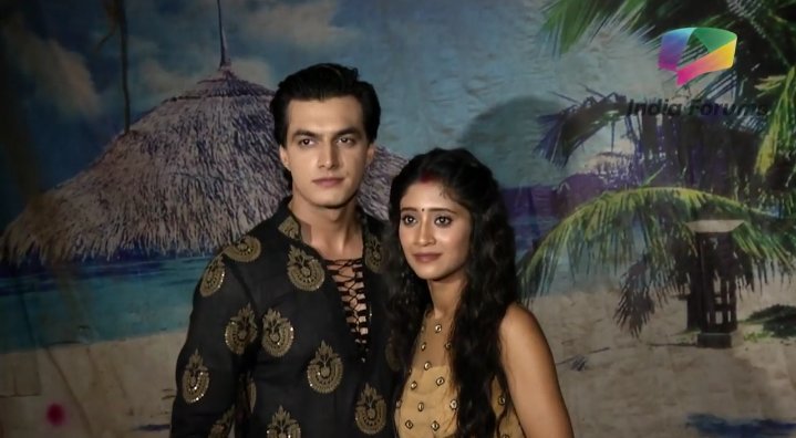 meghacreations_'s tweet photo. Mohsin: She's my lucky charm. We both have that luck factor with each other 😍😍 #FreakingGoals 😭❤ #Shivin 
@momo_mohsin @shivangijoshi10 https://t.co/6mlSUdIHoL