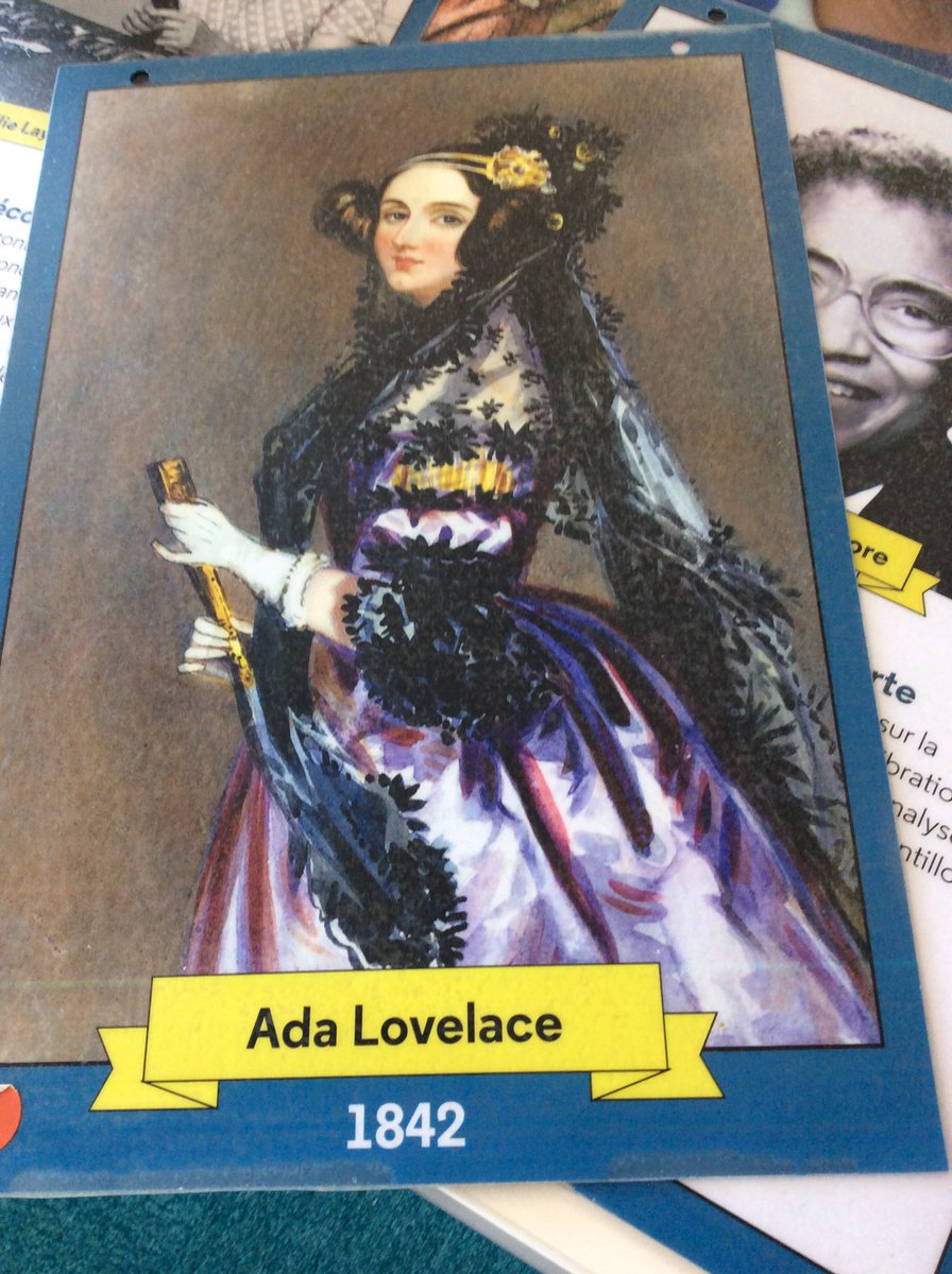 elcp72's tweet image. Magnifique #pixelart à base de fleurs (en plastique) à la @MakerFaireParis 👍
Cela représente la première informaticienne 😉
#MFP17