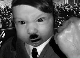 Antdowell79's tweet photo. @FrankThomas27 @jamiemaccoll I've been told this guy is their leader https://t.co/CRHRDKxRrK
