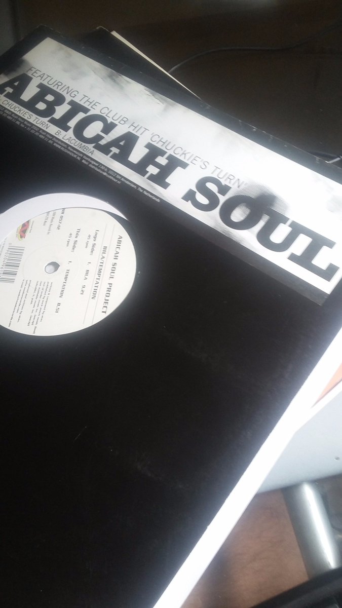 DJRedDBelgium's tweet photo. Starting the day with my Abicah Soul collection => niceness! https://t.co/VfkvU2w1Kt
