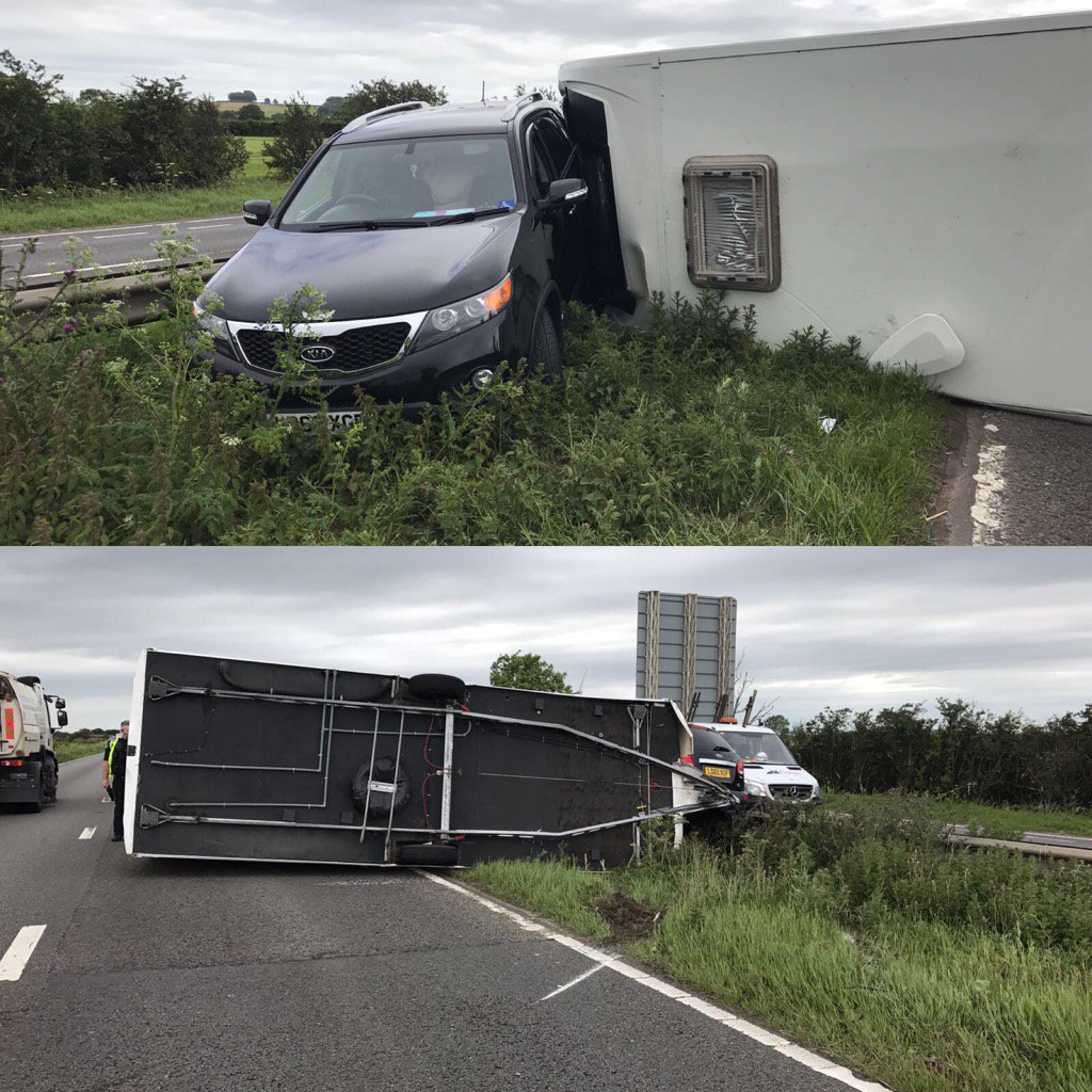 #Caravan now I see why it's #kia tow car of the year! The world of motoring loves caravaners, Not! Happy Holidays