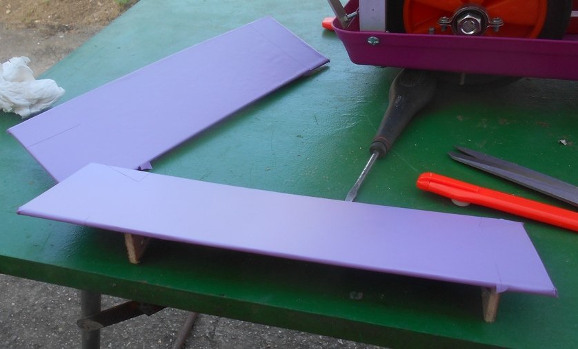 rollin_pascal's tweet image. carters latéraux du premier étage avec le revêtement mauve final #robotdecompagnie