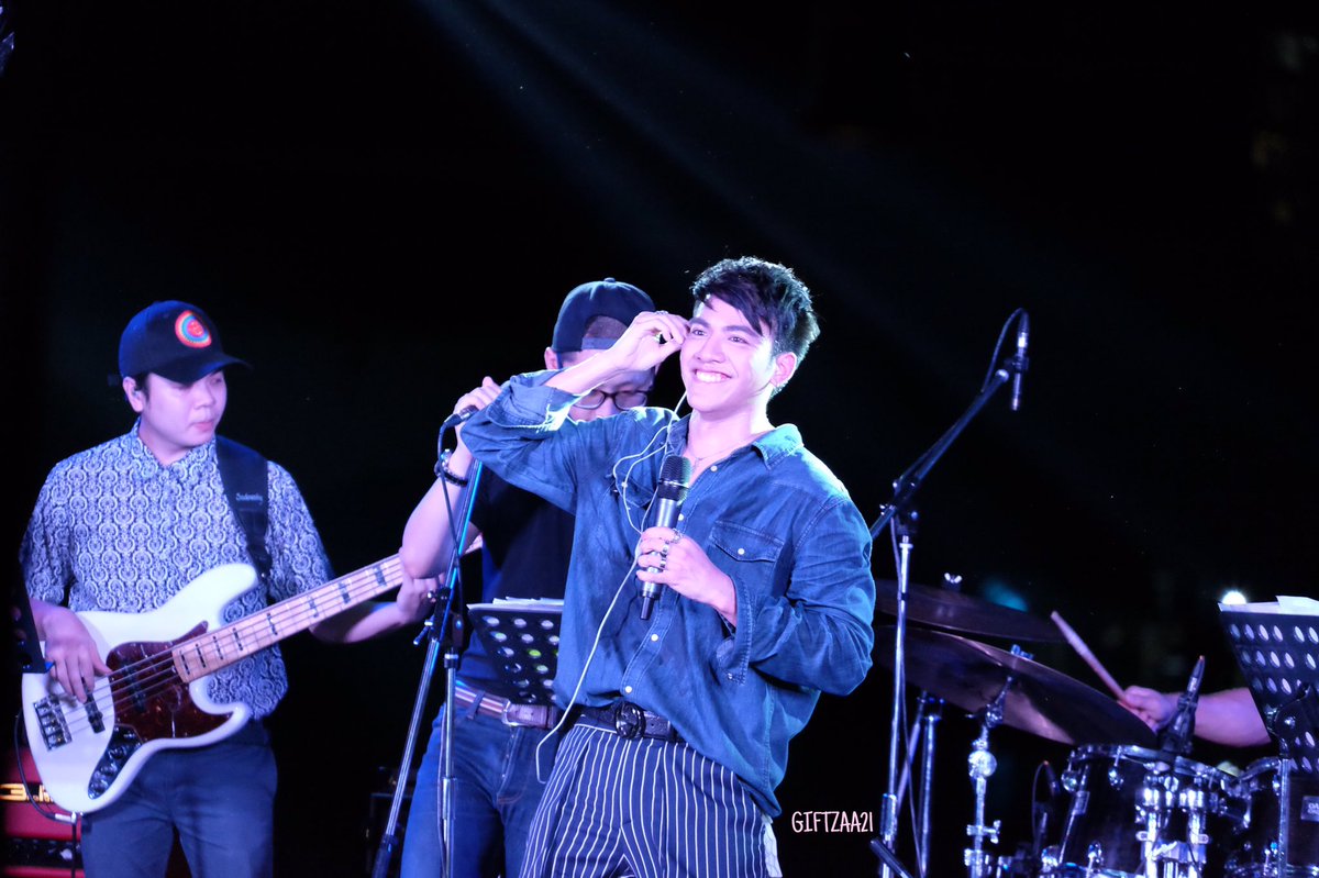 Nareenad_Gift's tweet photo. รู้ยัง... #tonthanasit #ต้นaf8 #tonaf8 https://t.co/sZ5HIsNAC4