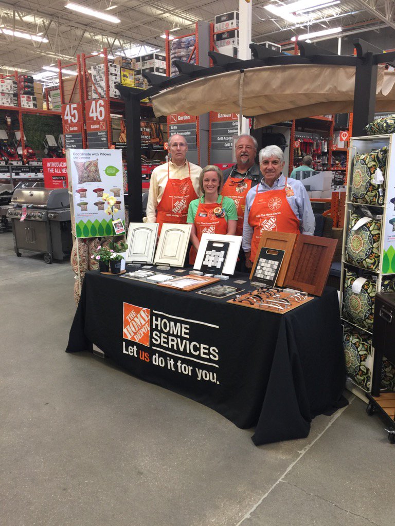 The "Hoov" set-up and team for HDI Lead hunting!#Leads in, Sales Win!!