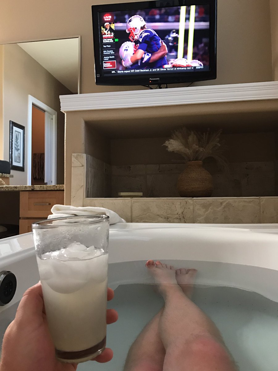 janisse_chris's tweet photo. #BathBoys @UncleChaps https://t.co/4vNeq8J6mQ