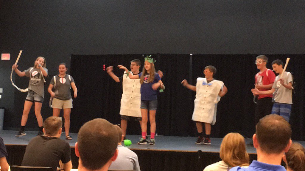 FabStacie's tweet image. Skit Finals presentation "Biosbusters and RIND" #FPSPIC