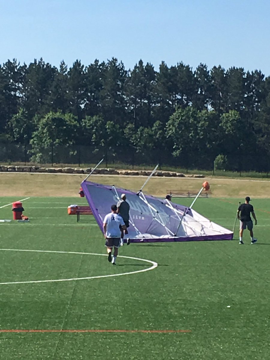 Cobalt_Classics's tweet photo. #Classics saving the day at the #MidwestLaxFestival #LetsGetClassical https://t.co/OdDv8COhlB