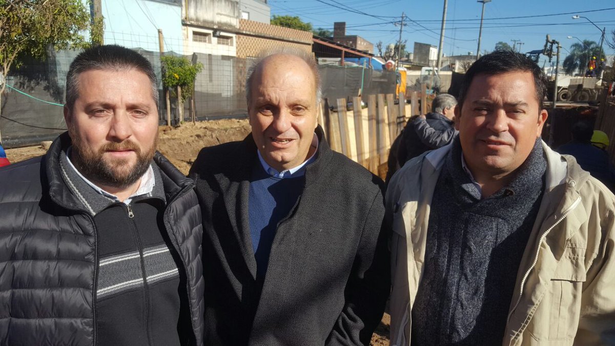 ccivicasantafe's tweet photo. En la Ciudad de Santa Fe, también nos sumamos al #TimbreoNacional de @CambiemosSF. Estamos #CambiandoJuntos! https://t.co/xX0kTTTGUz