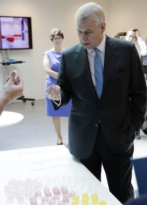 It was great meeting the Duke of York at iHub. He's very conscious of the plastic waste problem! Great to have Royal Endorsement 👑 ;)