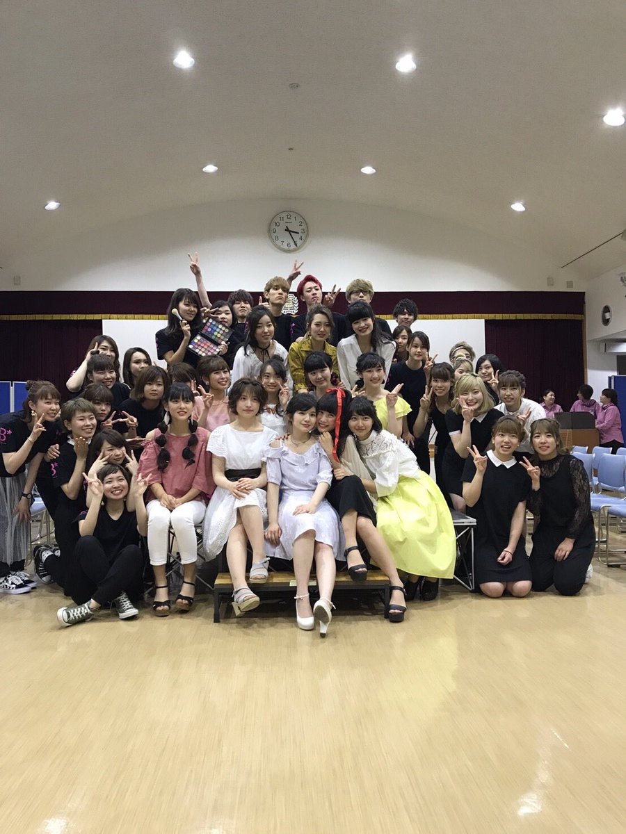 3lio4n's tweet photo. ヘアショー出ました💇
可愛く仕上げてもらって
嬉しかったし楽しかった😂💓
ヘアとメイク担当してくれた
2人に感謝😌
やっぱり舞台っていいなあ🙃❣️
#神戸美少女図鑑 
#関西美少女図鑑 #フリーモデル https://t.co/c1X6rHaS0o