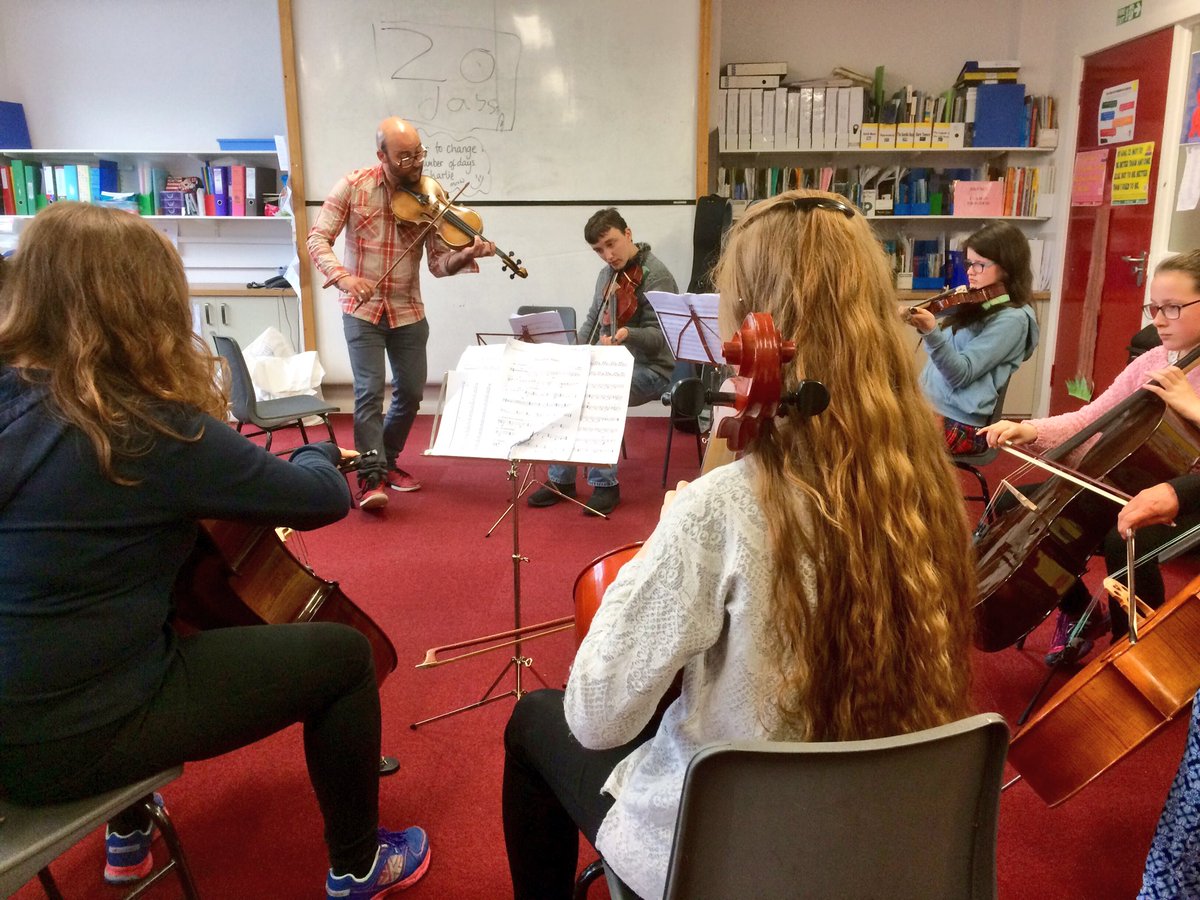 Borders Youth Orchestra being put through their paces. John Adams, Stravinsky and Beethoven in the mix today...  🎶
#Galashiels #BBCTenPieces