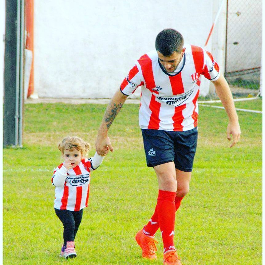 Pablo705's tweet photo. Feliz Cumple a Mi Querido Club Atletico 9 De Julio ❤ https://t.co/3kiO8grEKM