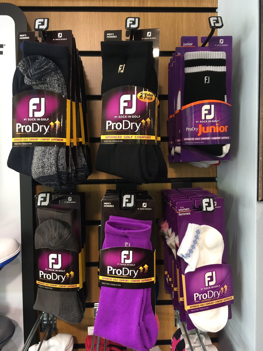 LewisgMackle's tweet photo. @ClandeboyeGC have their first @FootJoyEurope Shoe Fitting day 12-4 today. No appointment needed. #golfsocks #sizematters https://t.co/6da9dUkYKj