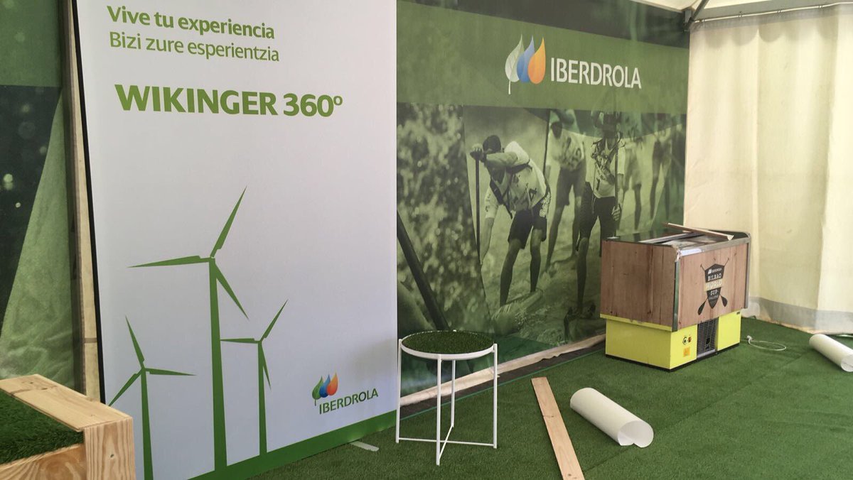 dtCreativos's tweet photo. Os animamos a pasaros por la carpa de @iberdrola, que hemos organizado para #SUP2017. Está situada en la zona del pantalán de Pío Baroja. https://t.co/hg535D4HJK