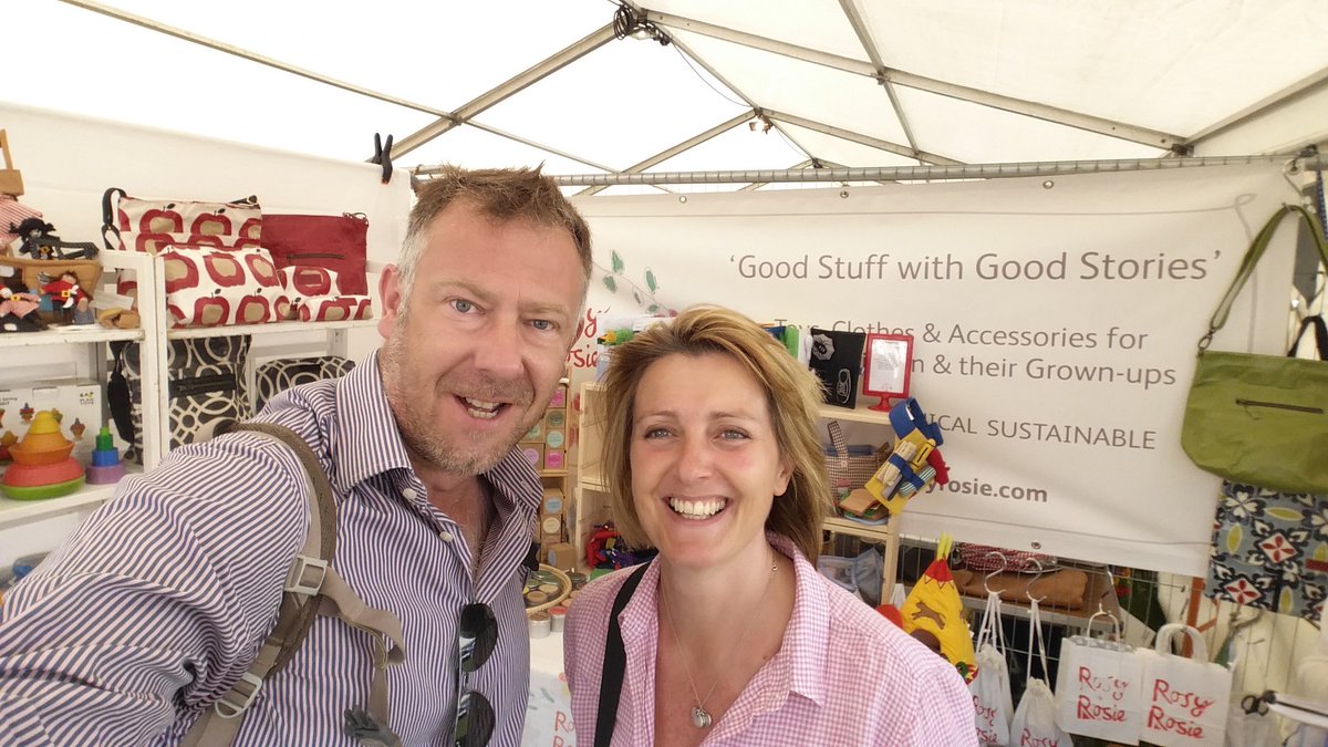 London_W4's tweet photo. The ever lovely Rowena @RosyRosieTweets today @BedfordParkFest. Go and say hi, especially for the loveliest children's gifts...
#Chiswick https://t.co/WIO3Xplrlv