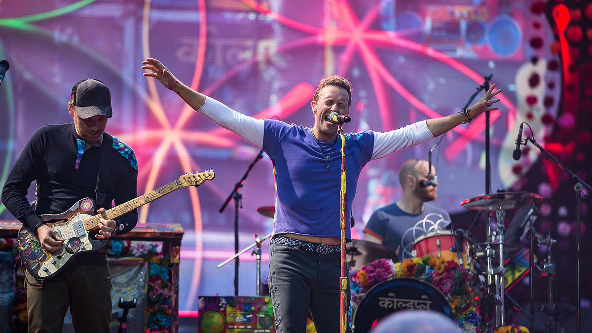 ColdplayLebanon's tweet photo. I wanna be bigger, stronger, drive a faster car
At the touch of a button; I can go anywhere I wanna go https://t.co/vTkNcz0UJS